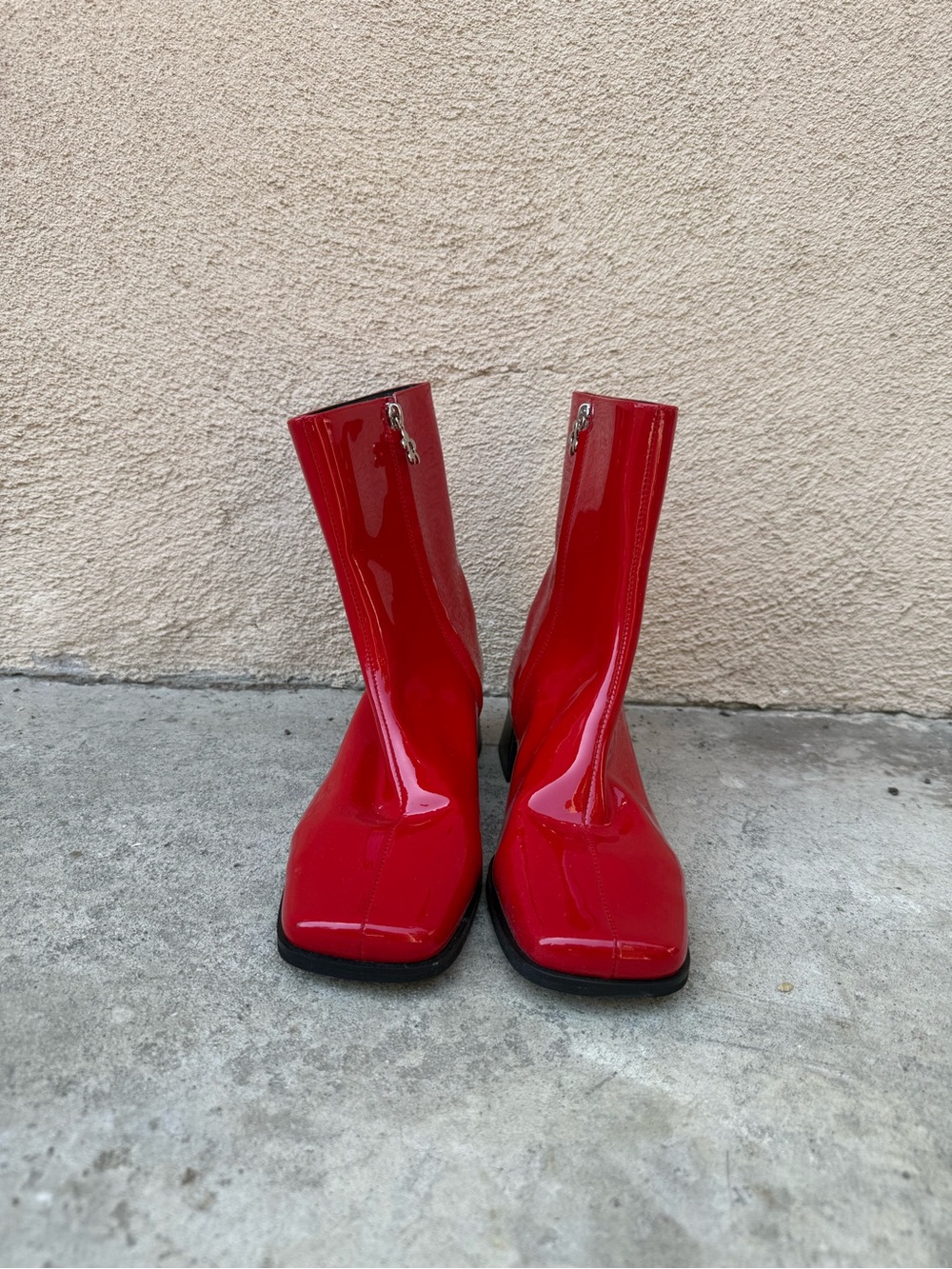 Lisa Says Gah - Quincy Red Patent Boots - Size 9 - NWOT - Picture 3 of 5